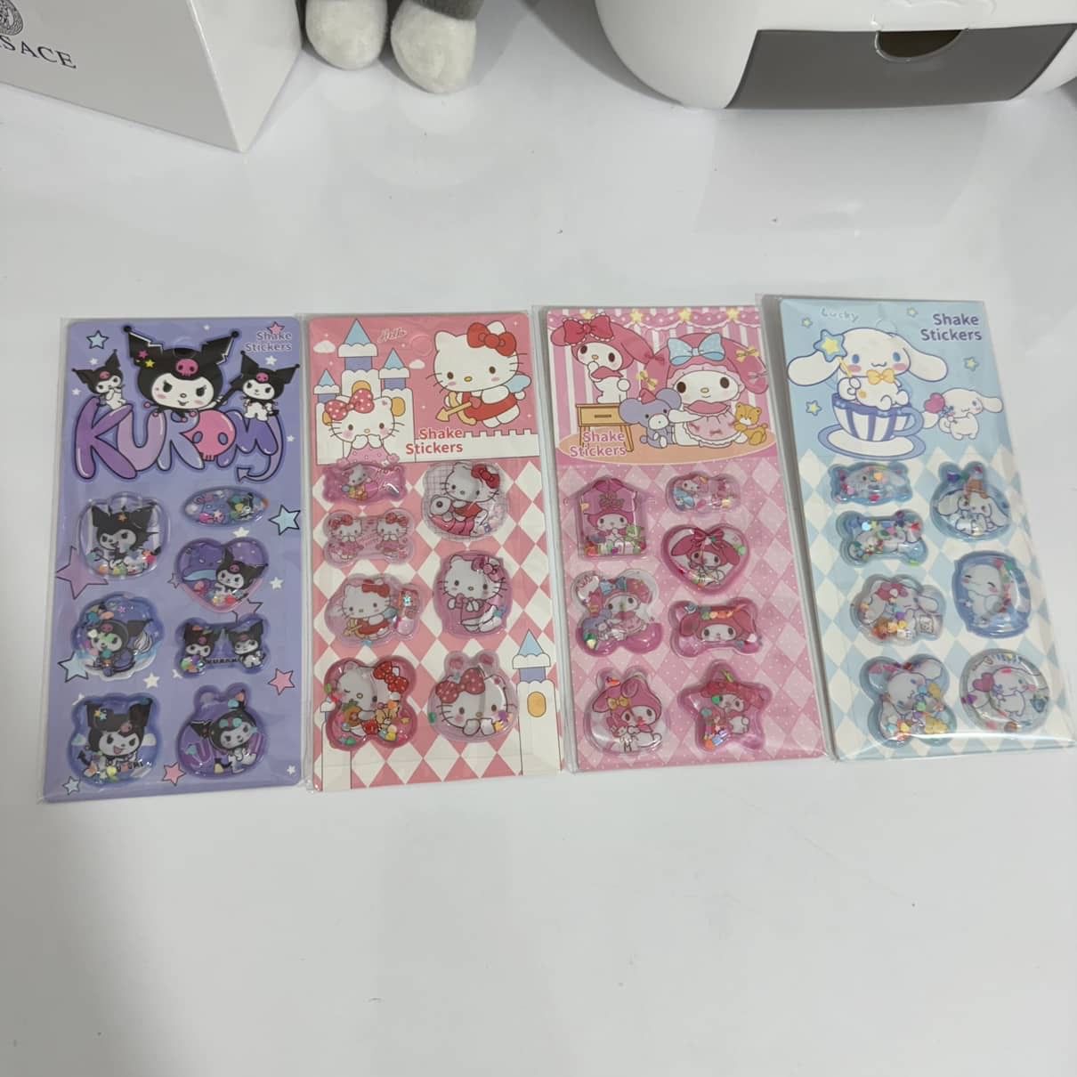 استیکر آکواریومی سانریو