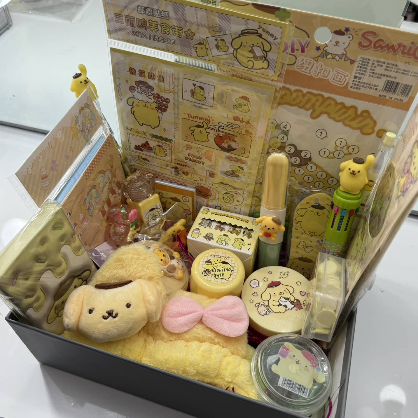 باکس پوم پوم پورین