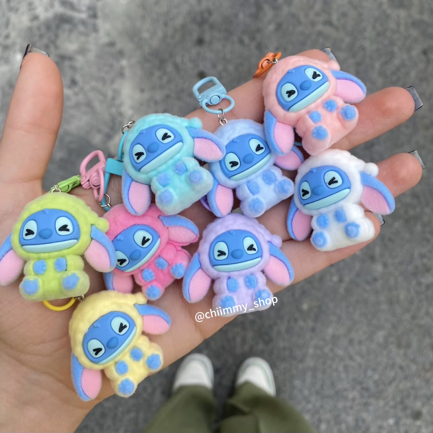 آویز مخملی استیچ