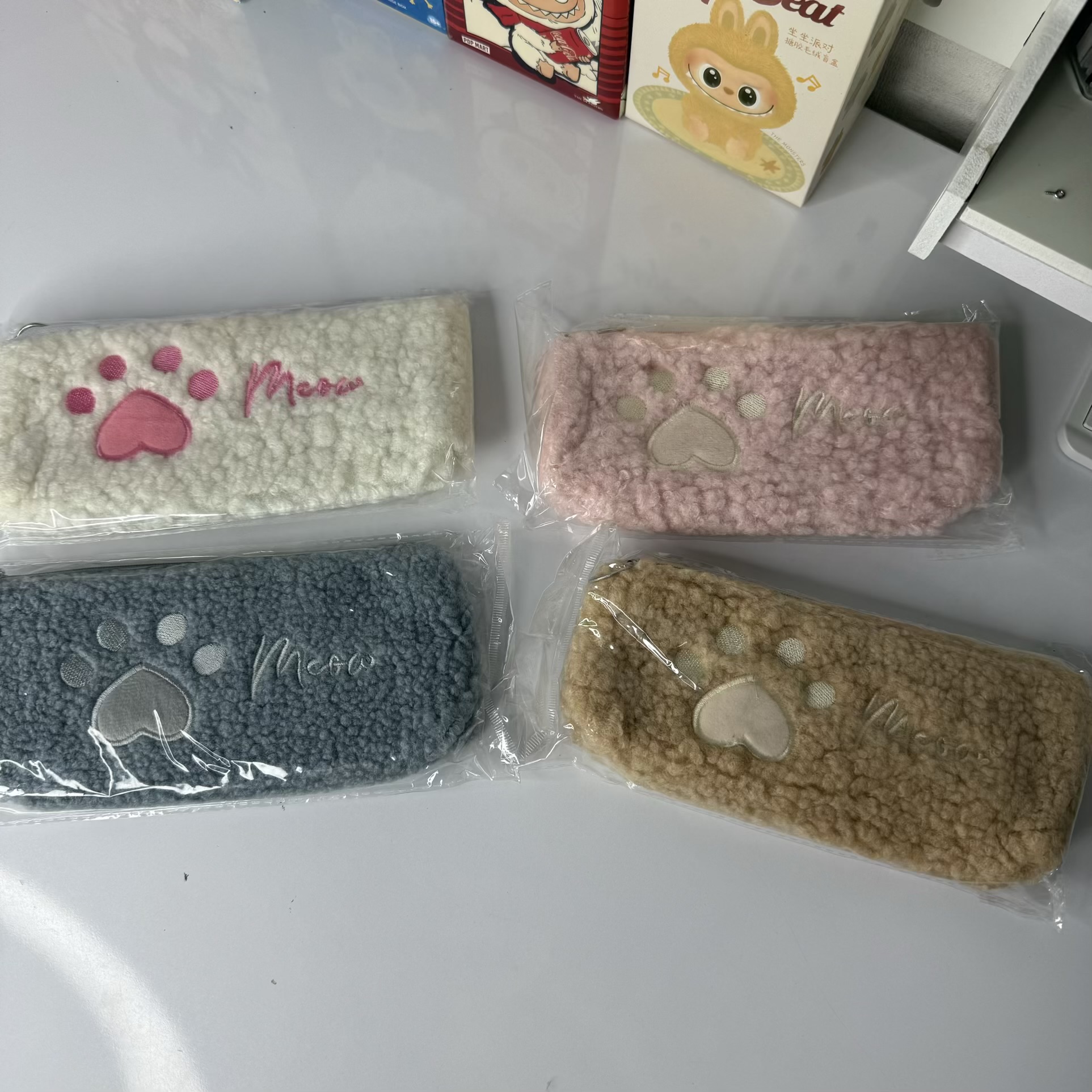 جامدادی پنجه گربه